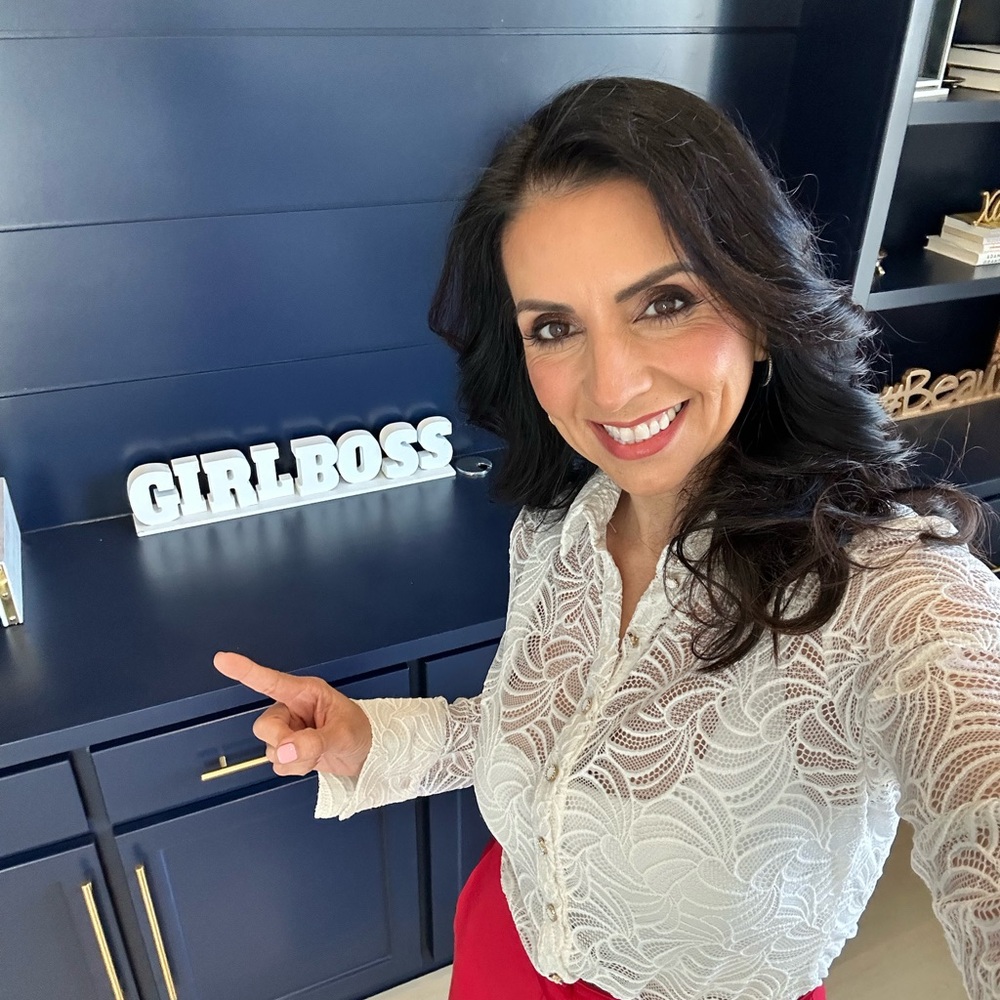 Meet your Posher, Lily